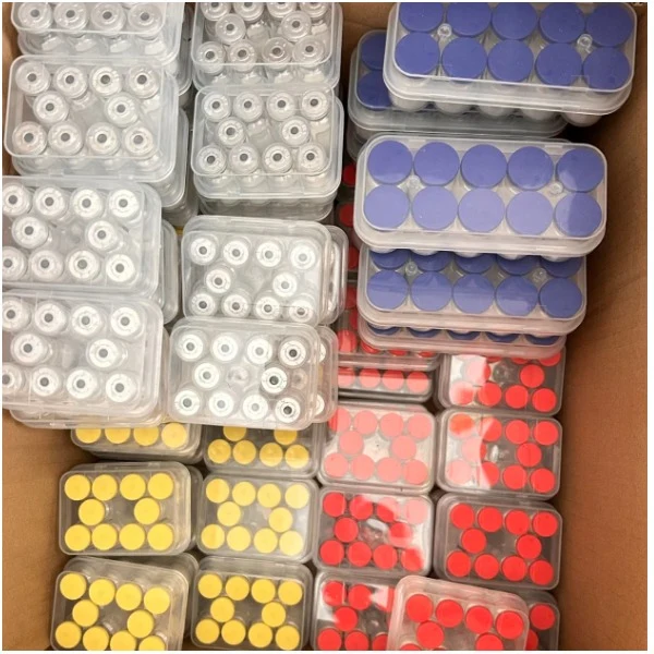 Mixed-cap kits packed in cartons